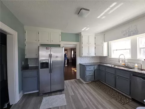 Kitchen - 208 Pendelton St, Pickens, SC 29671 photo 2 of 3
