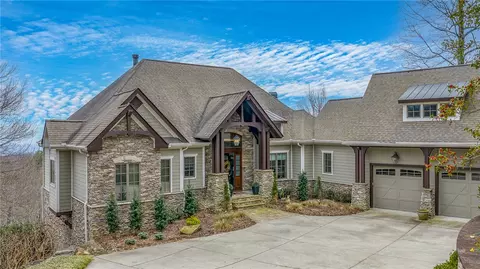 315 Blazing Star Trl, Landrum, SC 29356