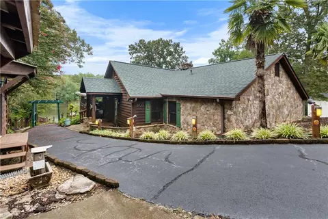 801 Mcfalls Cir, Anderson, SC 29621