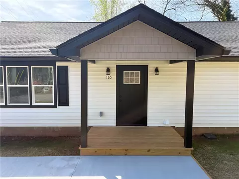 Exterior - 110 Ware St, Seneca, SC 29678 photo 4 of 7