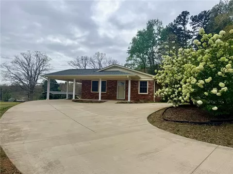 312 Northwood Dr, Walhalla, SC 29691