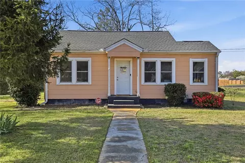 612 Crescent Dr, Anderson, SC 29624