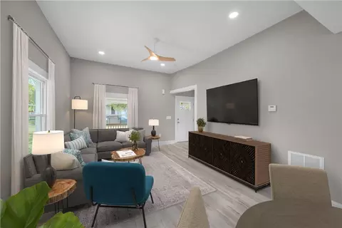 Living - 2 Allen St, Pelzer, SC 29669 photo 2 of 2