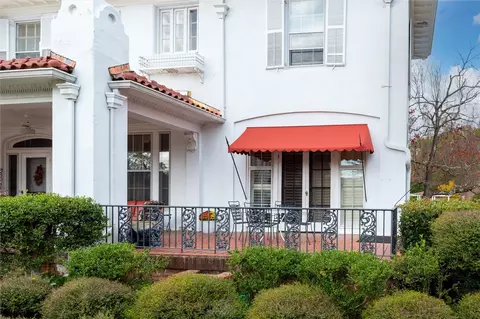 780 W Main St, Laurens, SC 29360