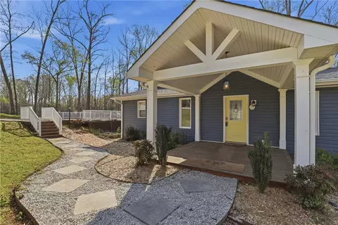 327 Pine Dr, Piedmont, SC 29673