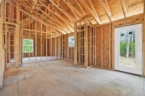 Entry Way - 104 Albert Dr, Honea Path, SC 29654 photo 3 of 10