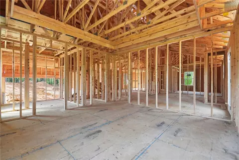Entry Way - 104 Albert Dr, Honea Path, SC 29654 photo 6 of 10