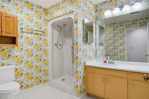 Bath - 1 Birch Pl, Clemson, SC 29631 photo 1 of 3