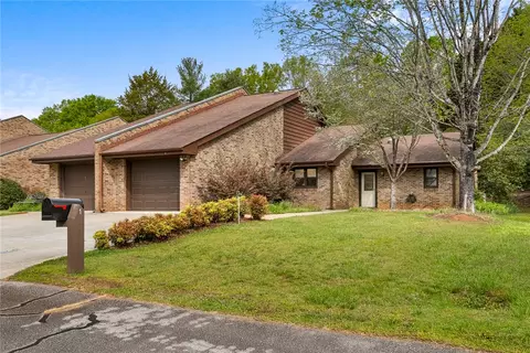 1 Birch Pl, Clemson, SC 29631