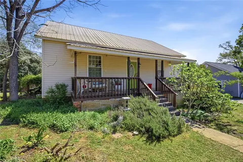 614 And 618 Aiken St, Calhoun Falls, SC 29628