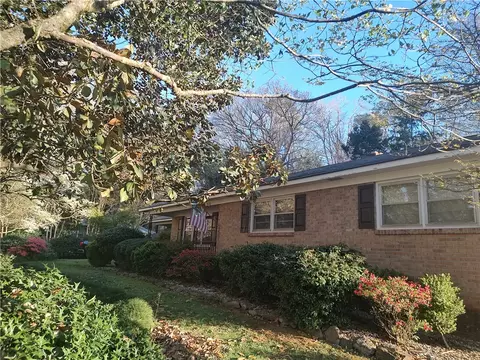 222 Holly Ave, Clemson, SC 29631