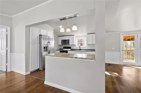 204 Sarrar St, Pendleton, SC 29670 photo 8