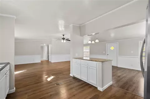 204 Sarrar St, Pendleton, SC 29670 photo 9