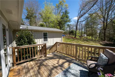 Exterior - 102 Robin St, Clemson, SC 29631 photo 7 of 8