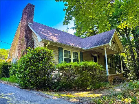 213 Anthony Rd, Pickens, SC 29671 photo 3