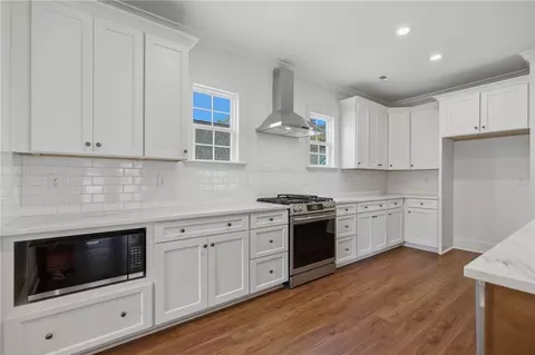 Kitchen - 101 E C Lot C Ave, Easley, SC 29640 photo 4 of 4