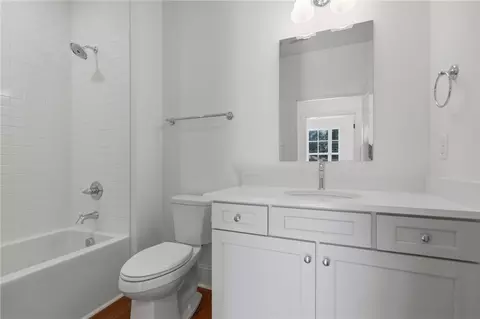 Bath - 101 E C Lot C Ave, Easley, SC 29640 photo 5 of 6