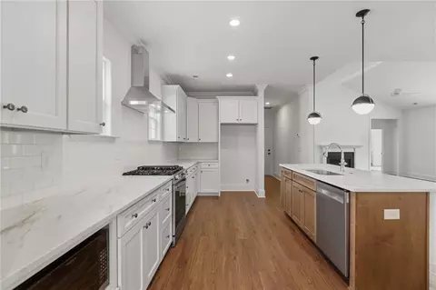 Kitchen - 101 E C Lot C Ave, Easley, SC 29640 photo 3 of 4