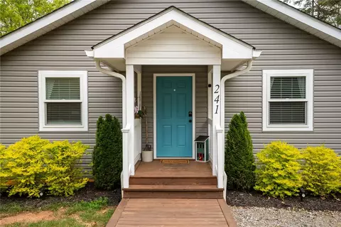241 White Pine Dr, Fair Play, SC 29643