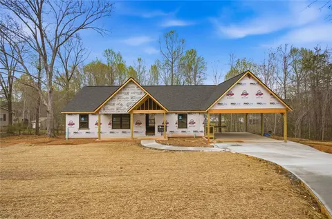 209 Castlebrook Dr, Walhalla, SC 29691