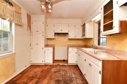400 Micasa Dr, Pendleton, SC 29670 photo 4