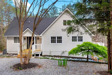 183 Beaver Lake Beaver Lake Dr, West Union, SC 29696