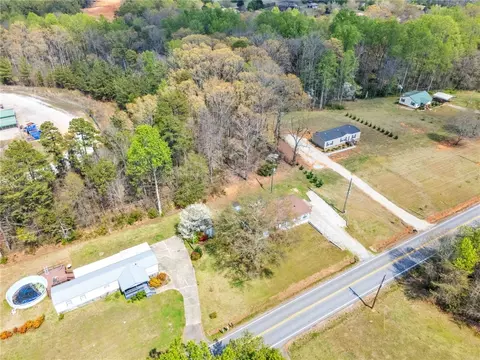 137 E Reedy Fork Rd, Seneca, SC 29678 photo 28
