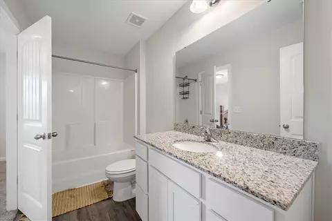Bath - 117 Adger Rd, Pendleton, SC 29670 photo 3 of 3