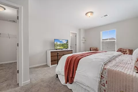 Bedroom - 117 Adger Rd, Pendleton, SC 29670 photo 2 of 8