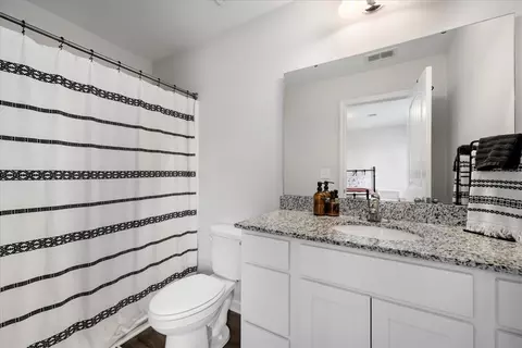 Bath - 117 Adger Rd, Pendleton, SC 29670 photo 2 of 3