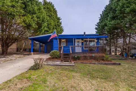 124 Nottingham Ln, Easley, SC 29640