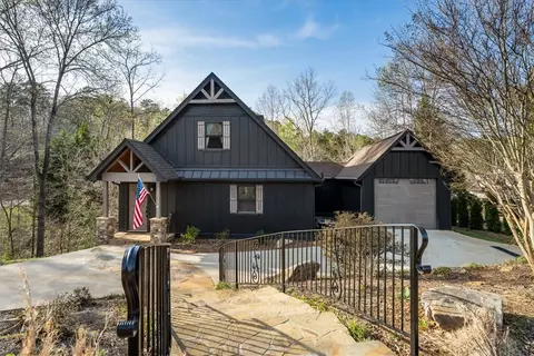 109 Carolina Cv, Seneca, SC 29672