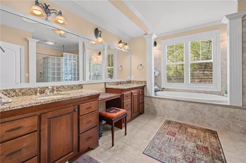 Bath - 729 Navigators Pointe Pointe, Seneca, SC 29672 photo 1 of 5