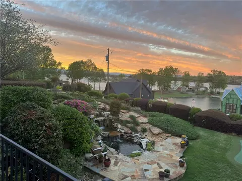 View/Area - 729 Navigators Pointe Pointe, Seneca, SC 29672 photo 1 of 6