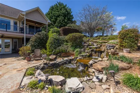 Exterior - 729 Navigators Pointe Pointe, Seneca, SC 29672 photo 11 of 15