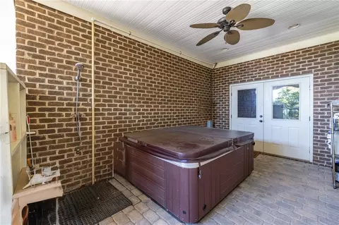 Exterior - 729 Navigators Pointe Pointe, Seneca, SC 29672 photo 13 of 15