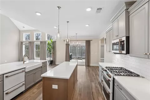 Kitchen - 135 Ridgeline Row, Central, SC 29630 photo 3 of 3