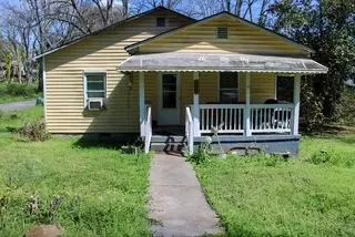 109 Elm St, Seneca, SC 29678