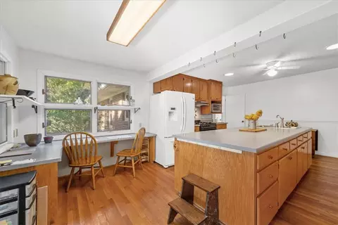 Kitchen - 936 Chester Cir #HOPKINS, Pendleton, SC 29670 photo 2 of 3
