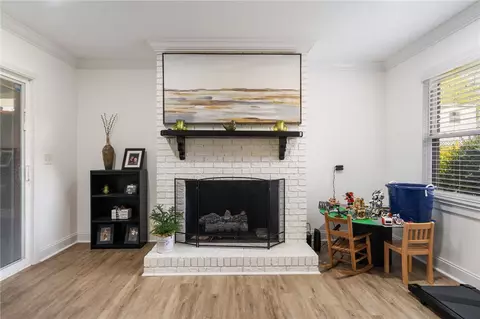 Living - 1007 Brown Rd, Anderson, SC 29621 photo 1 of 2