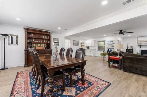 Dining - 1007 Brown Rd, Anderson, SC 29621 photo 1 of 2