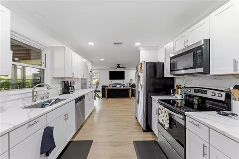 Kitchen - 1007 Brown Rd, Anderson, SC 29621 photo 3 of 3