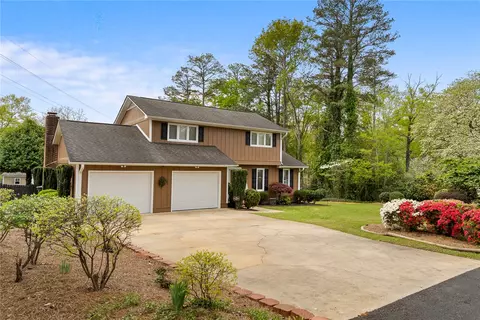 100 Charissa Dr, Clemson, SC 29631