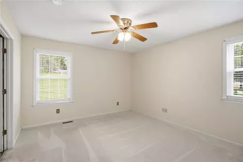 Bedroom - 305 Wildwood Rd, Walhalla, SC 29691 photo 2 of 9