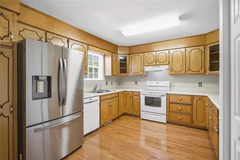 Kitchen - 305 Wildwood Rd, Walhalla, SC 29691 photo 1 of 2