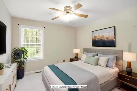 Bedroom - 305 Wildwood Rd, Walhalla, SC 29691 photo 6 of 9