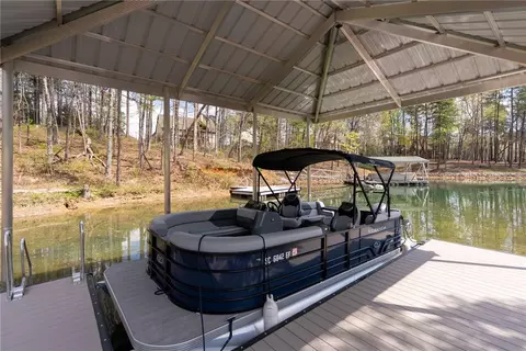 102 N Wynward Pointe Dr, Salem, SC 29676