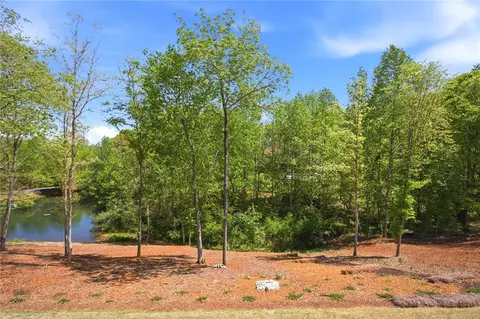 Exterior - 105 Winterbrook Cir, Seneca, SC 29678 photo 7 of 10