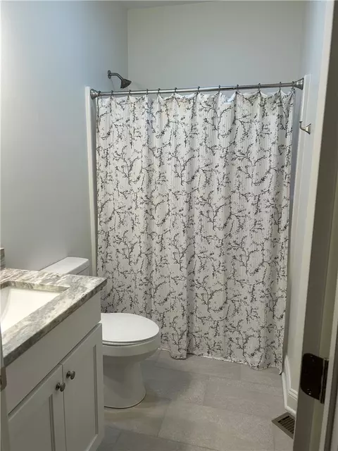 Bath - 105 Winterbrook Cir, Seneca, SC 29678 photo 5 of 5