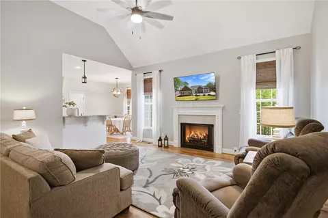 Living - 105 Winterbrook Cir, Seneca, SC 29678 photo 1 of 1